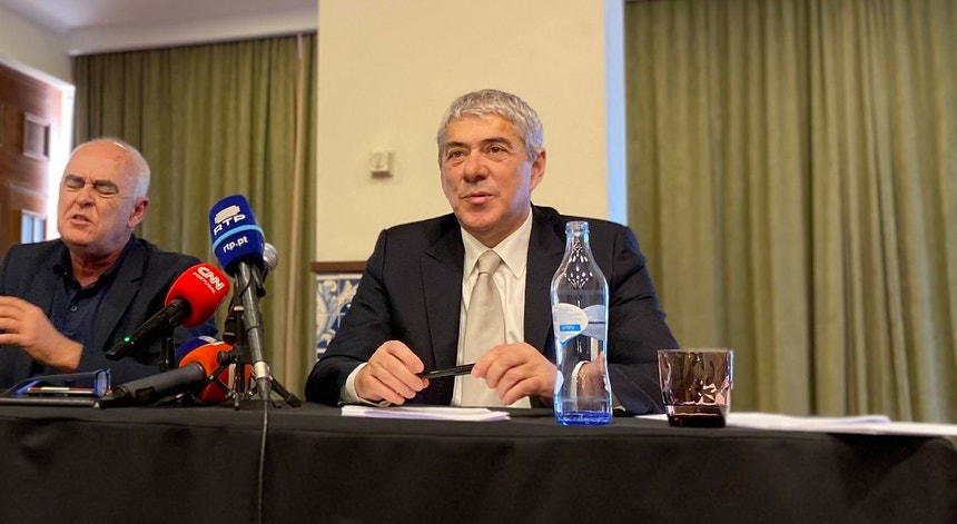 Sócrates critica juíza após renúncia de Delille. 