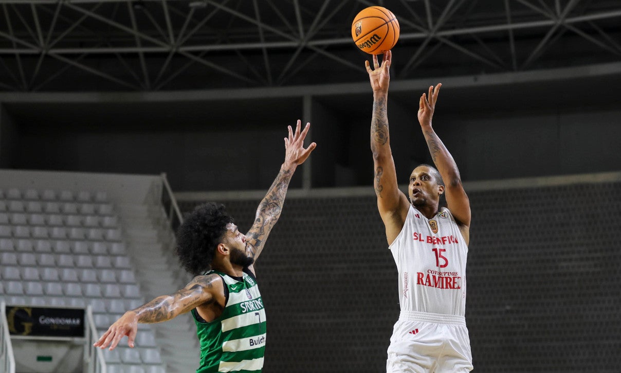 Sporting derrota Benfica e conquista Taça Hugo dos Santos em Basquetebol