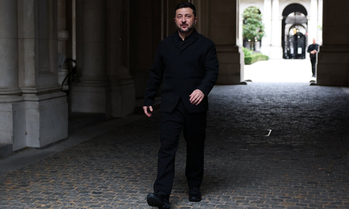 Zelensky conversou com enviados dos EUA para reati
