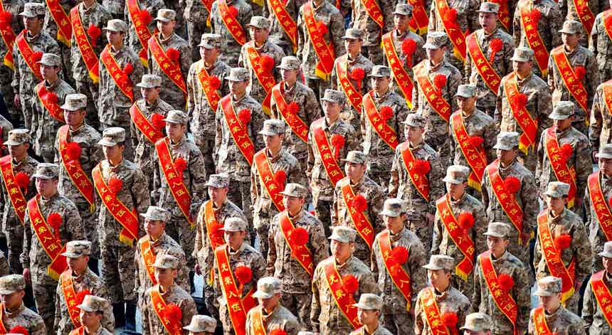 Exército chinês em constante crescimento