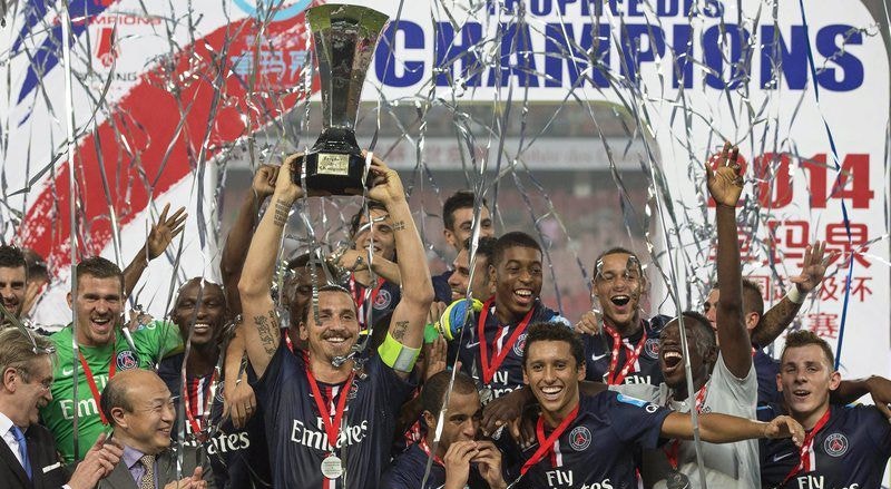 O PSG voltou a erguer o troféu pela oitava vez consecutiva
