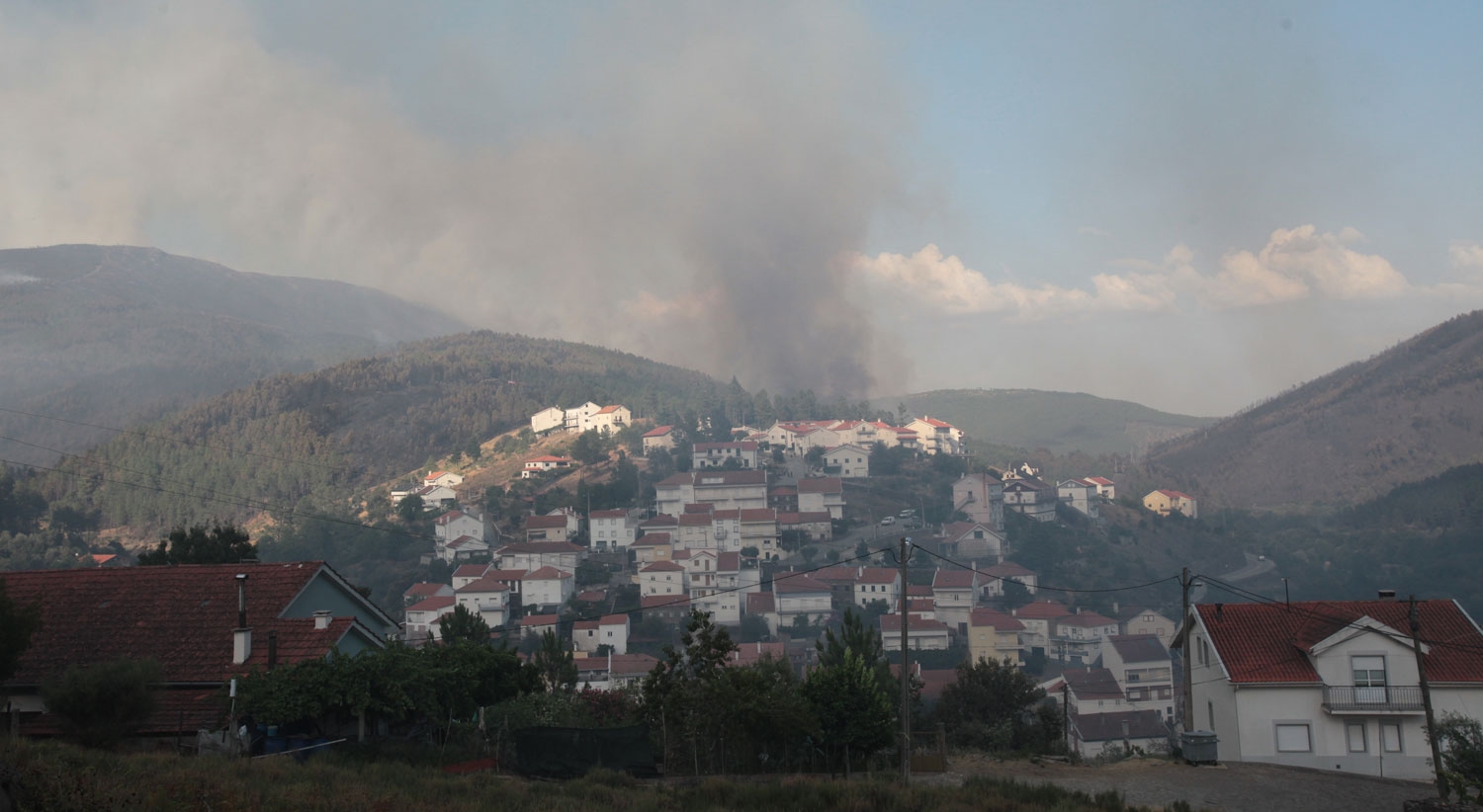Incêndio na Serra da Estrela lavra há cinco dias