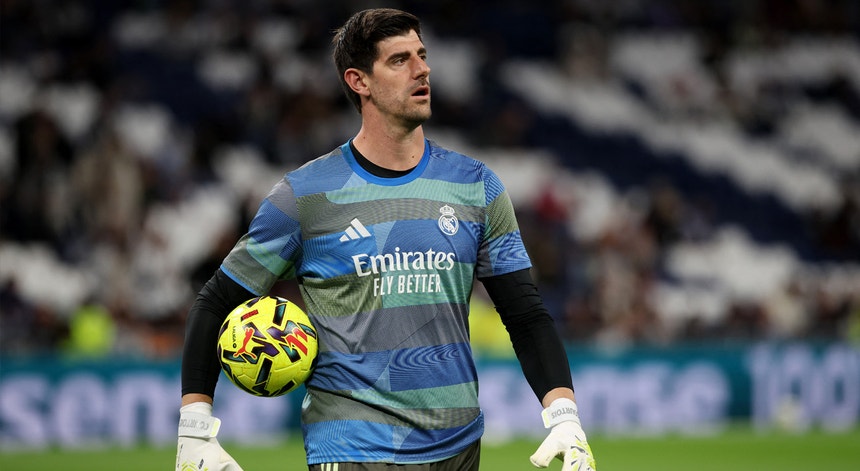 Courtois com paragem forçada