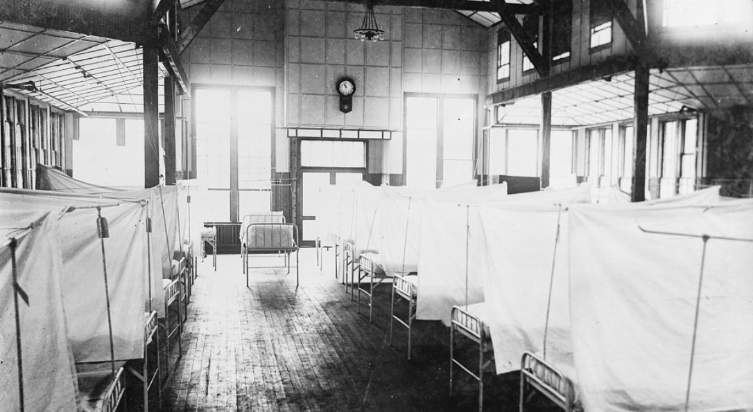  EUA, 1919. Instala&ccedil;&otilde;es da Cruz Vermelha durante a Gripe Espanhola |  folheto da Biblioteca do Congresso - Reuters  