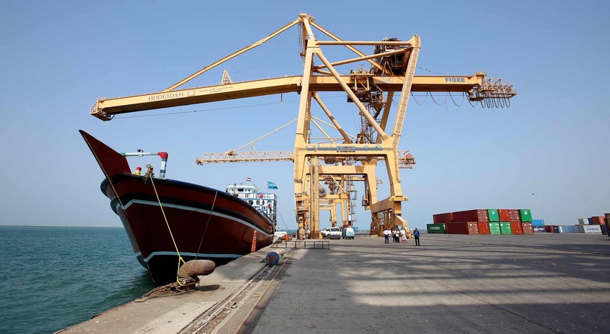 O porto iemenita de Hodeida, no Mar Vermelho, a 7 de novembro de 2017 
