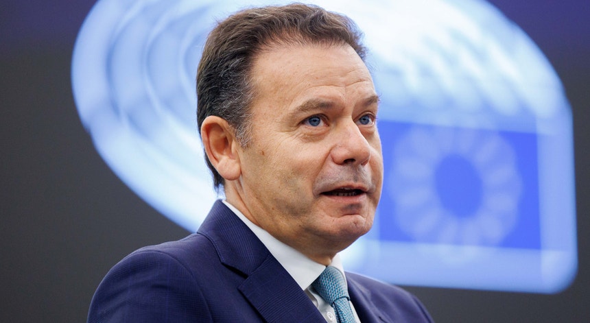 Imagem ilustrativa: Montenegro quer novas regras para formação do preço do petróleo