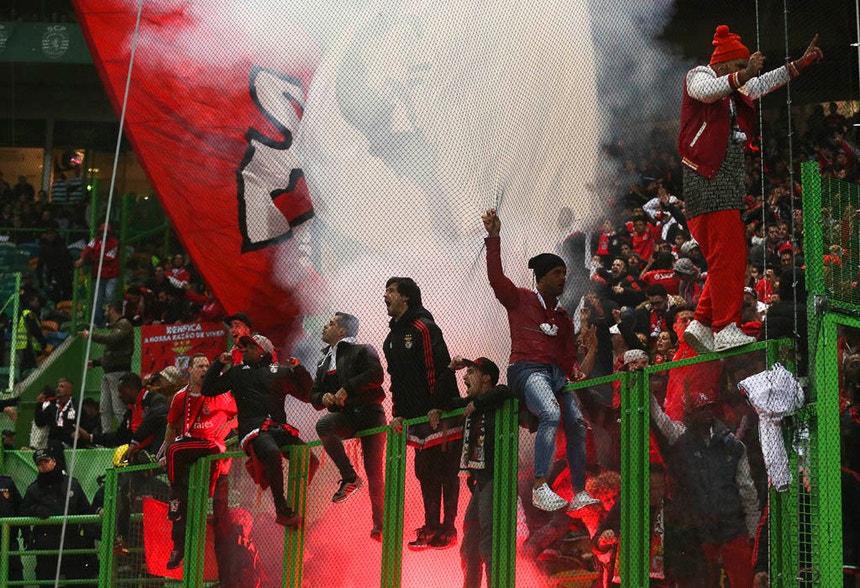 Benfica-Sporting é hoje: detenções antes do dérbi na Luz