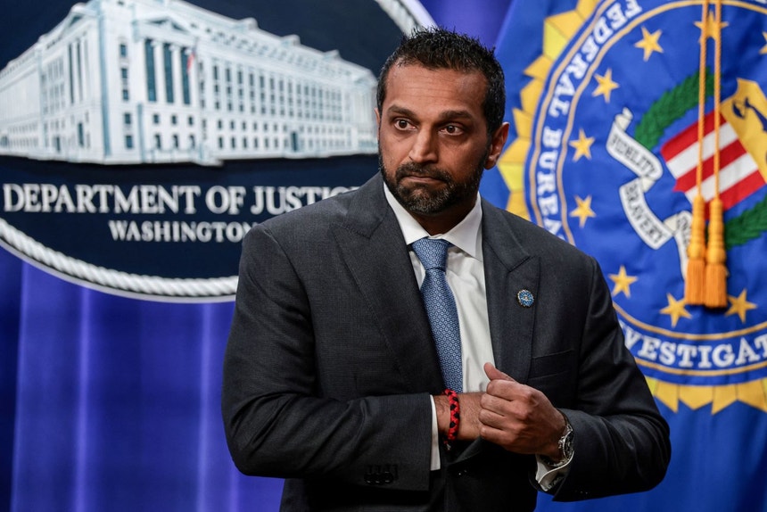 Diretor do FBI está a planear viagem à Rússia, avança Politico
