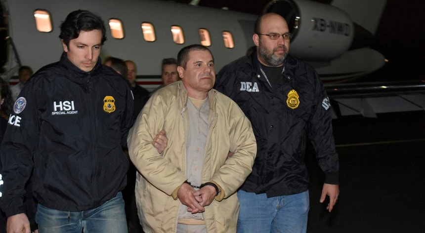 El Chapo já nos Estados Unidos para onde foi extraditado depois de ter sido detido no México
