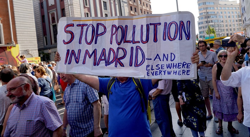 Protestos contra a decisão do PP, em Madrid
