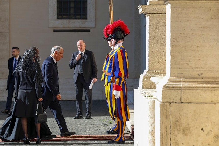 Marcelo regressa ao Vaticano na penúltima viagem ao estrangeiro como Presidente