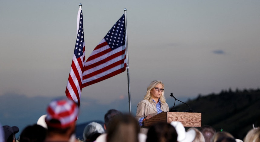 Liz Cheney perdeu as primárias republicanas no Wyoming
