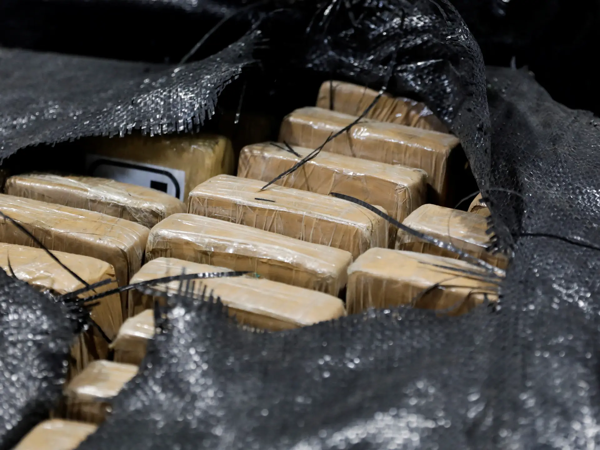 PJ encontra mais 524 quilos de droga escondida em barco apreendido na operação Valhalla