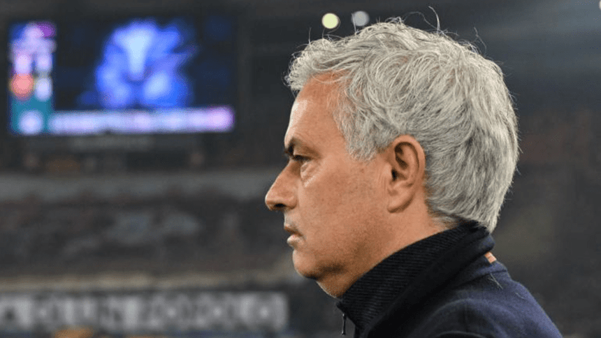 Dez palavras chegaram para Mourinho se despedir da AS Roma
