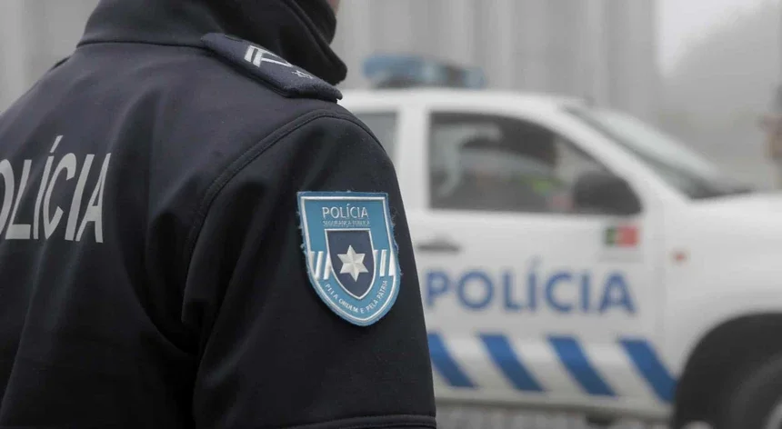 Homicídio em Algés. Adolescente que admitiu matar a mãe tem 15 anos