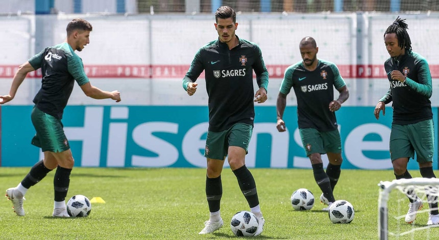 André Silva pode jogar de início frente à Marrocos
