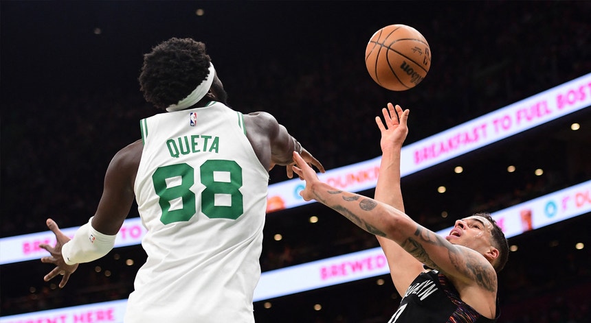 Imagem de Celtics impõem-se aos Nets