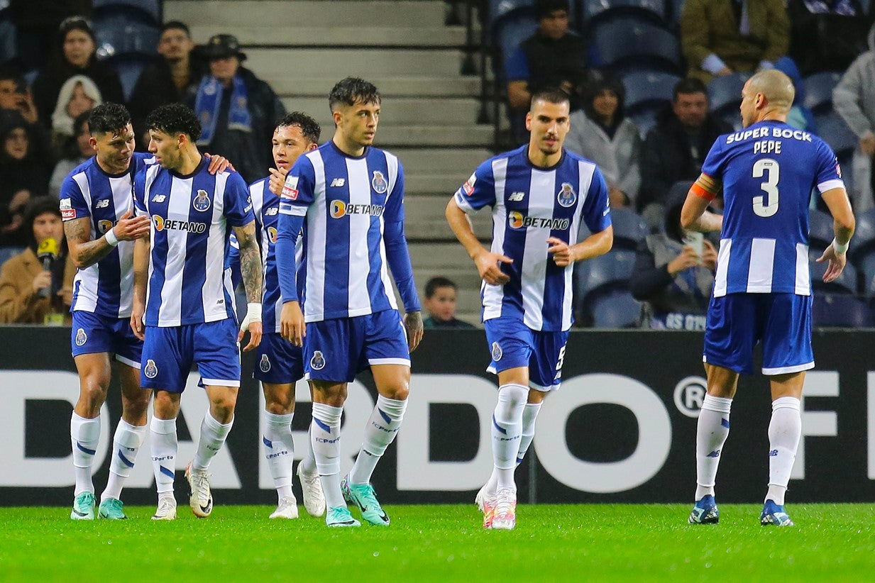 FC Porto juntase ao Sporting na liderança