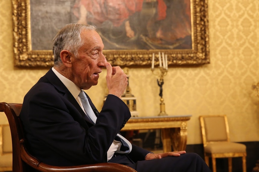 Imagem de Marcelo promulga diploma que reduz taxas gerais do IRC