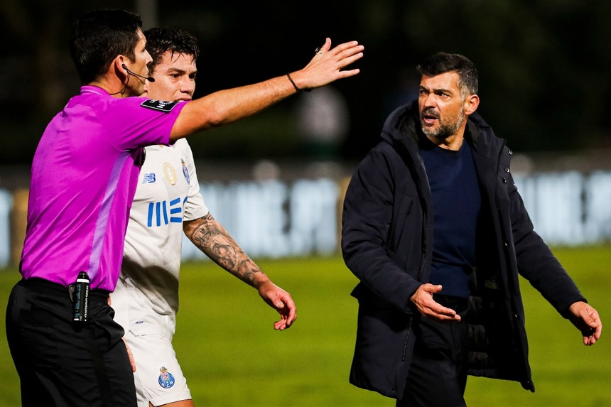 Sergio Conceicao Queixa Se De Ter Sido Roubado Frente Ao Belenenses Sad