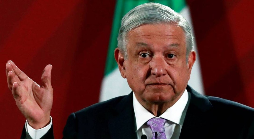 López Obrador não conseguiu fugir à teia da pandemia
