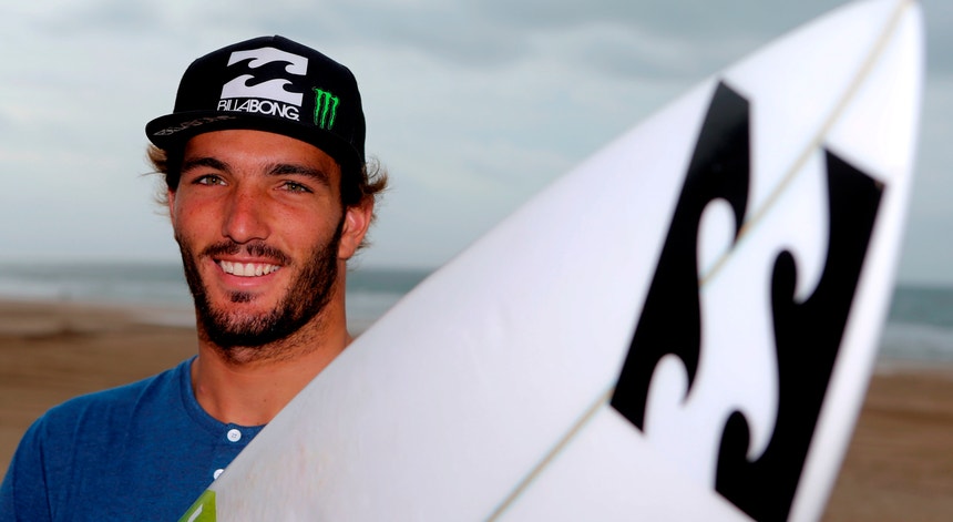 Frederico Morais encara com ambição a entrada no mundial de surf
