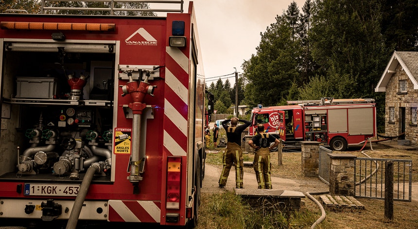 Imagem de Incêndio na Bélgica já consumiu mais de 2.700 hectares de floresta