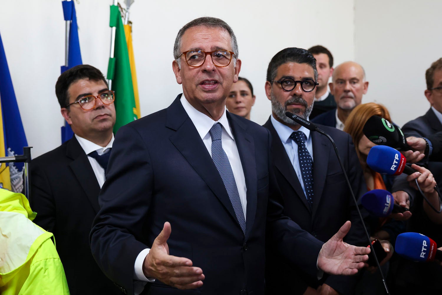 Seguro promete ser coerente com declarações em campanha sobre lei laboral