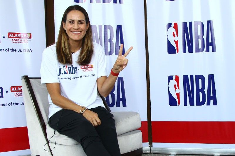 Ticha Penicheiro foi distinguida com o prémio carreira da Liga de Basquetebol
