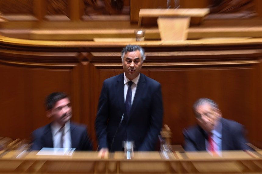 Ficou por cumprir promessa do ministro Fernando Alexandre