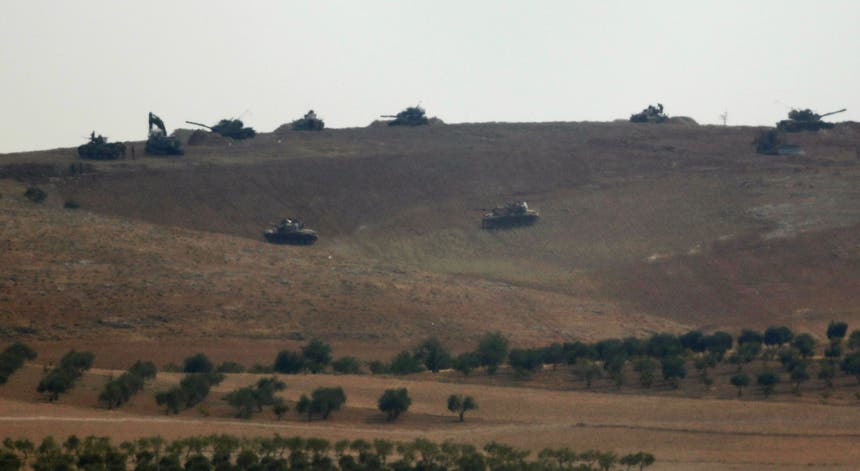 Tanques turcos ocupam posições no norte da Síria. Foto: Umit Bektas - Reuters