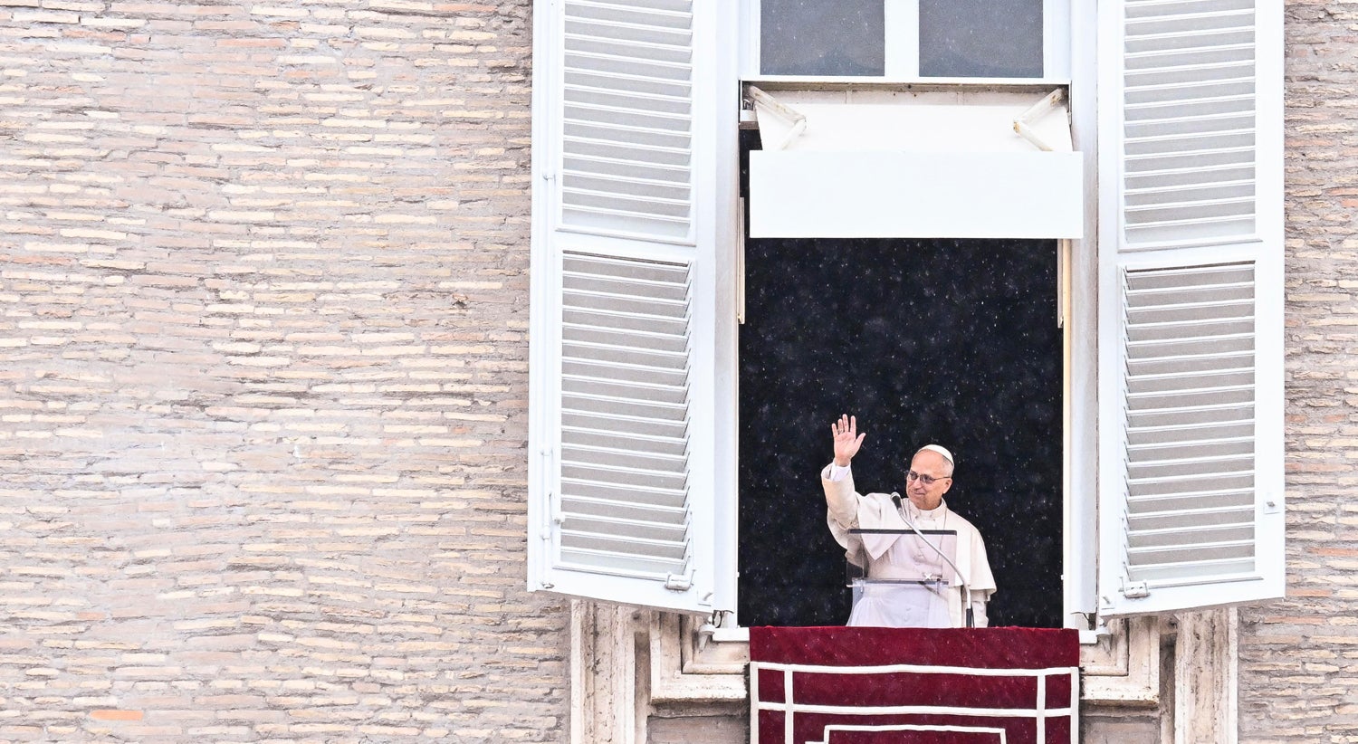 Leão XIV apela ao fim do conflito no Médio Oriente