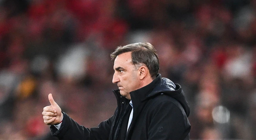Carvalhal promete Famalicão competitivo e ambicioso na estreia com Estoril