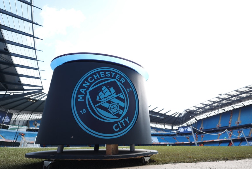 Imagem de Manchester City considerado culpado em 114 acusações da Premier League