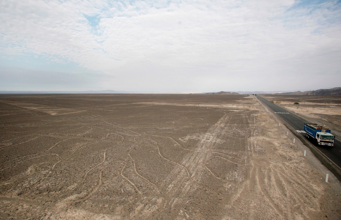  Estrada junto &agrave;s Linhas de Nazca | Enrique Castro-Mendivil - Reuters 