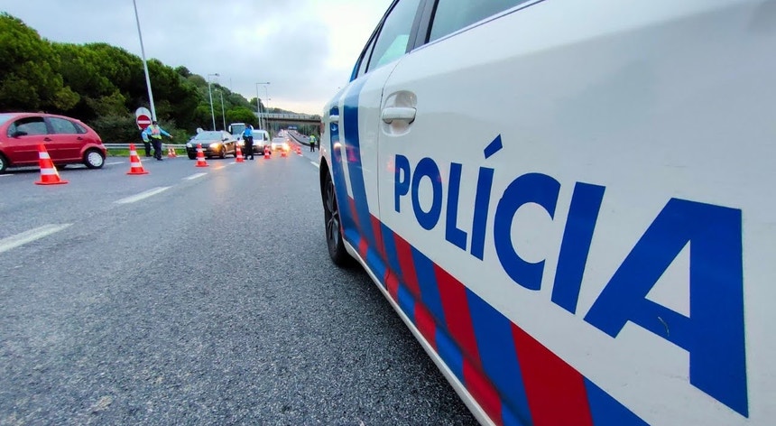 Polícias propõem ao Governo pagamento de suplemento de risco acima dos 700 euros