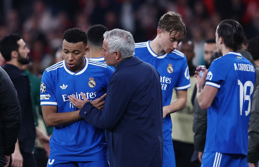 Imagem ilustrativa: Real Madrid à procura de liderança no banco. Mourinho é hipótese, mas não única