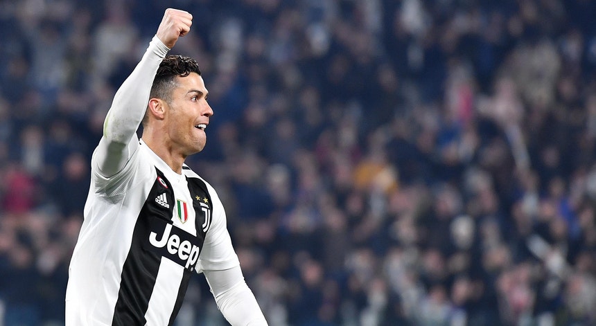 Cristiano Ronaldo, o melhor do mundo, está de volta

