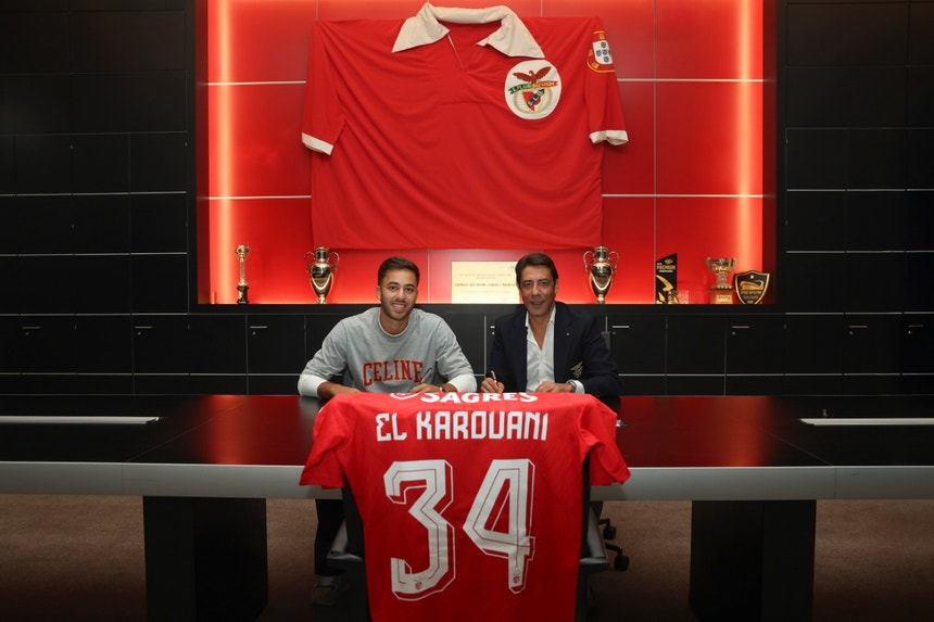 Benfica reforça a lateral-esquerda com a chegada de El Karouani