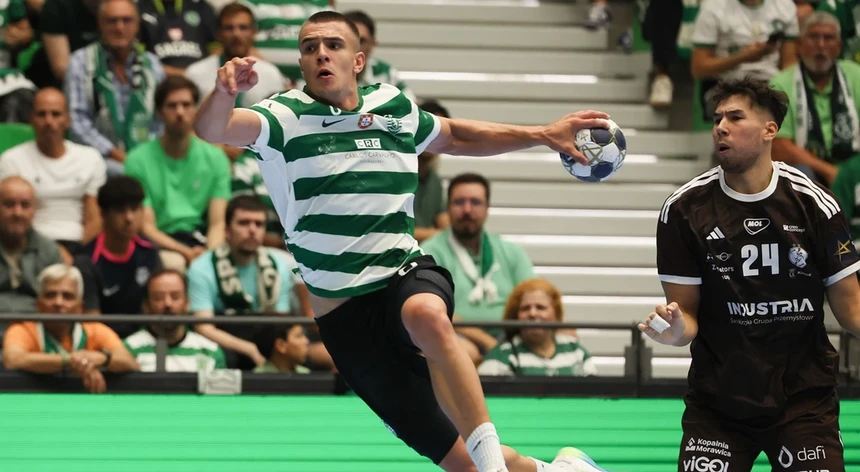 Imagem de Sporting acede ao play-off da fase a eliminar da Liga dos Campeões de andebol