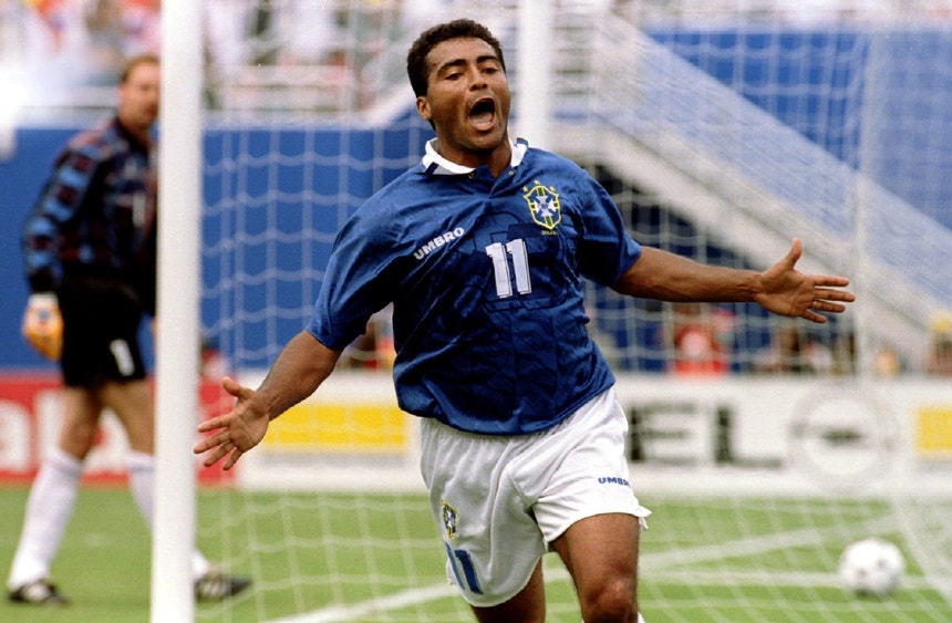 Romario of Brazil in action at the 1994 World Cup Final.  Romário, Seleção  brasileira de futebol, Futebol brasileiro