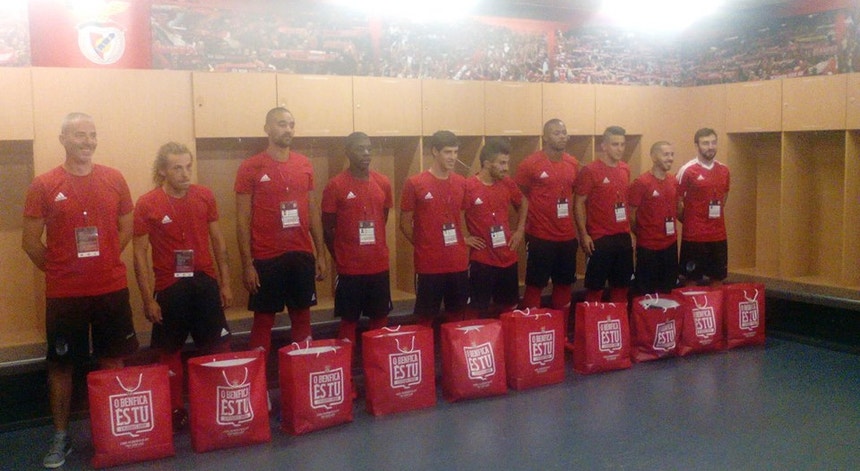 Comitiva Nacional de Futebol de Rua em parceria com a Fundação Benfica.
