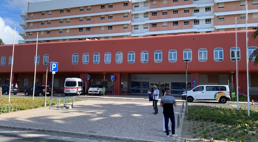 Mesmo com incentivos. Ficaram por preencher 128 vagas para médicos