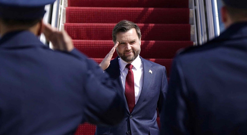 Imagem de Vice-presidente norte-americano diz que EUA vão 