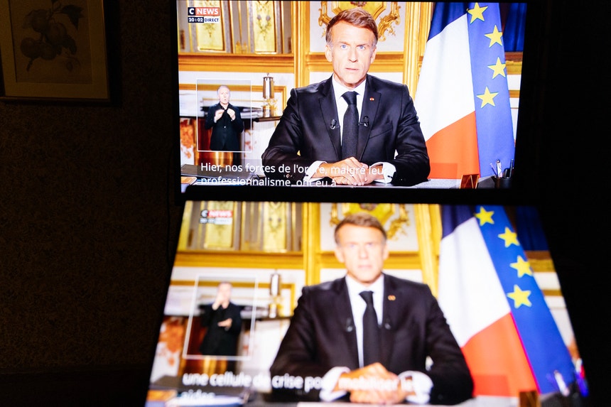 Macron exprime "vergonha" após tumultos e apela ao diálogo responsável a seis meses das eleições