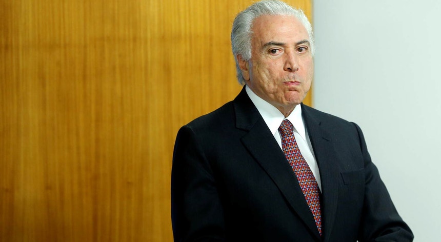 Sondagem da Datafolha indica que 82% dos inquiridos consideram negativo o exercício do atual Presidente do Brasil
