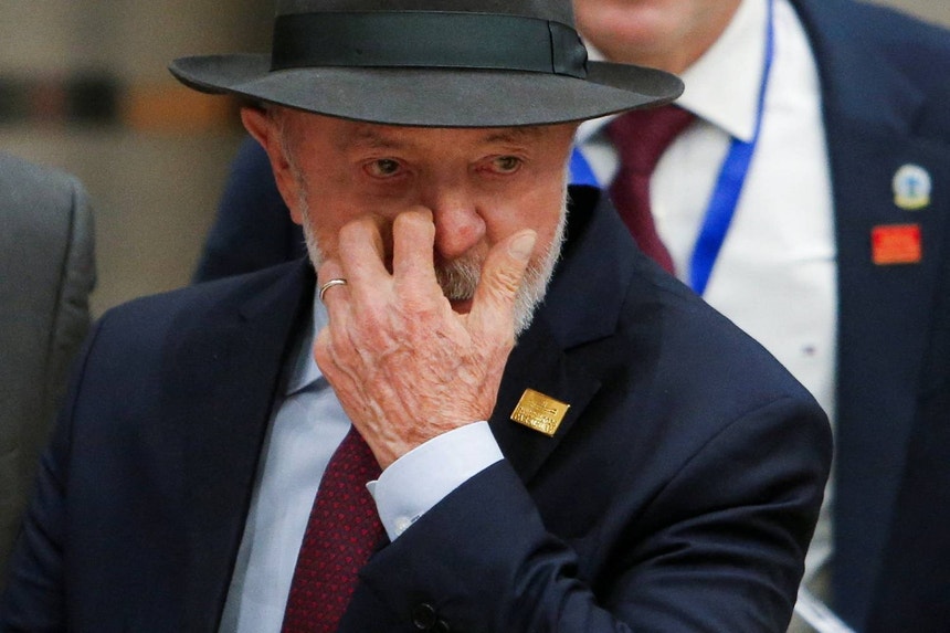 Imagem de Lula amplia vantagem sobre  Flávio Bolsonaro