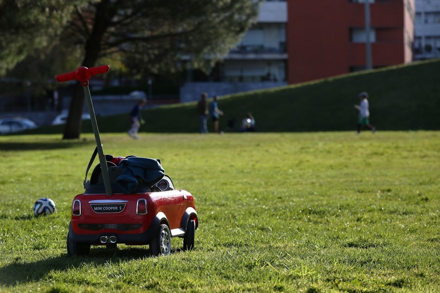 Imagem de Baixos salários em instituições afetam qualidade do acolhimento de crianças