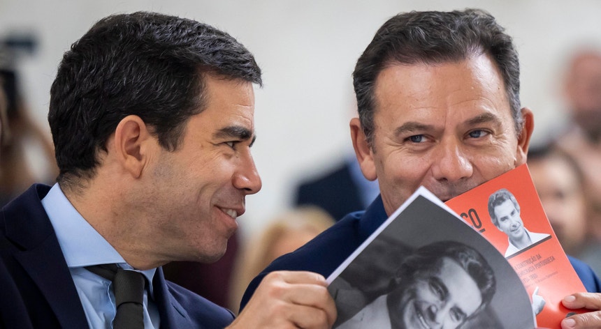 Imagem de Médicos tarefeiros ameaçam paralisar. Governo pede que 