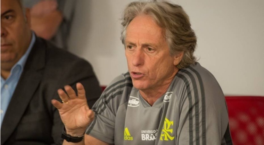 Jorge Jesus ficou satisfeito com a resposta da equipa do Flamengo frente ao Internacional
